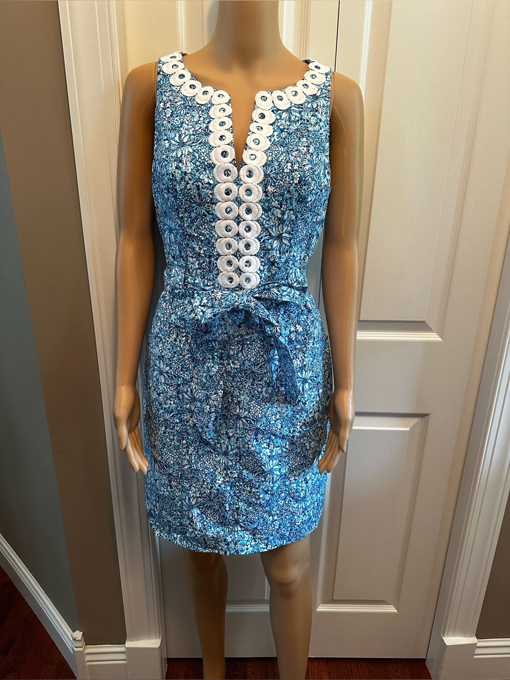 Lilly Pulitzer Gulianna Stretch Cotton Shift in Cumulus Blue Blooming Together